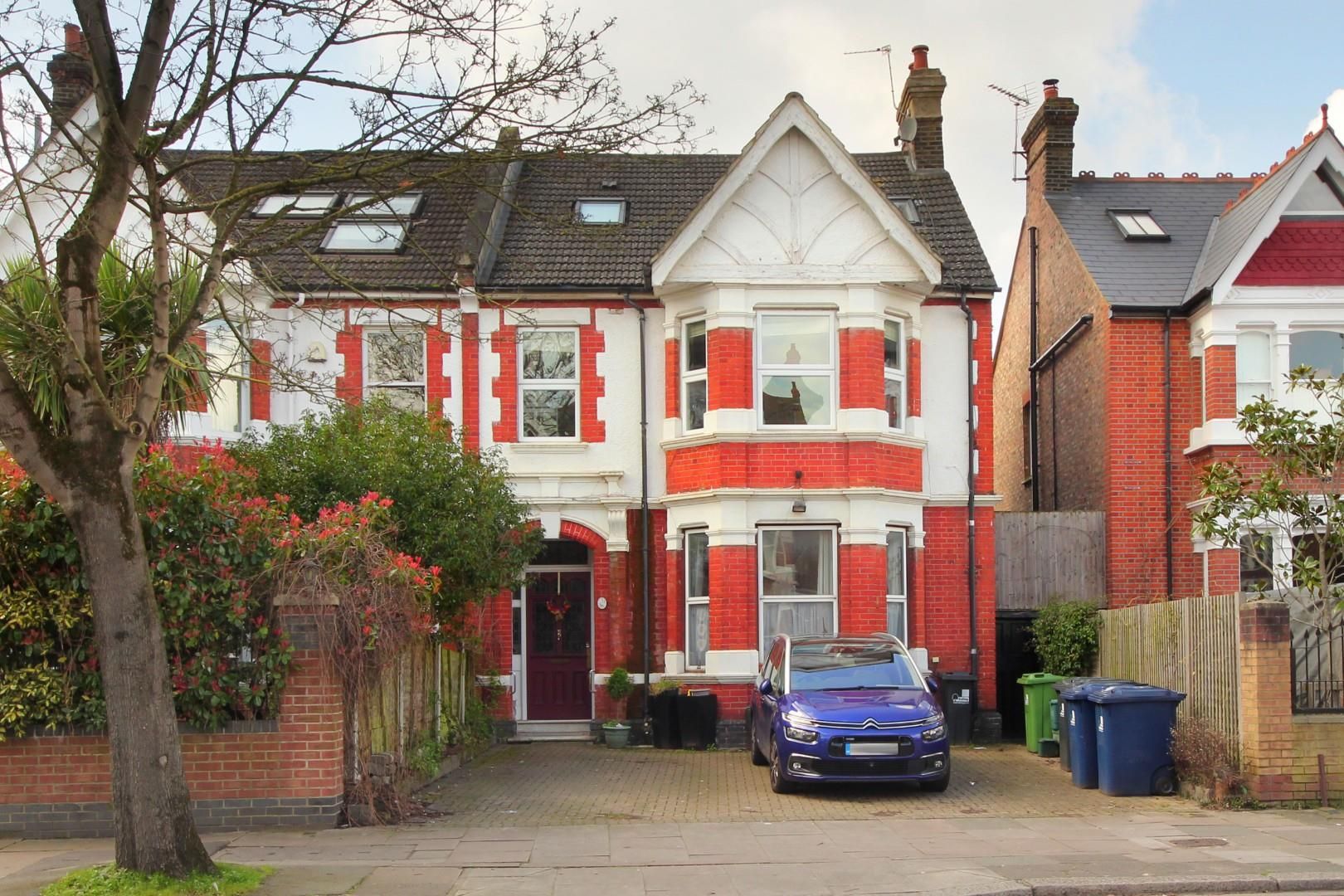 Twyford Avenue, Acton, W3 9PY