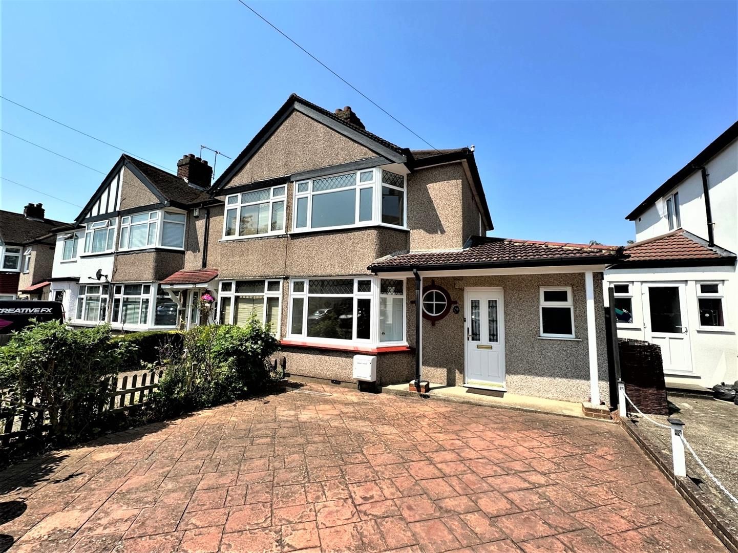 Faringdon Avenue, Bromley, Kent, BR2 8BS