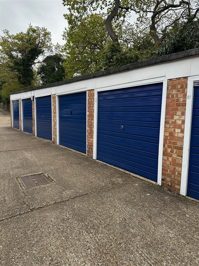 Paddockhall Road, Winnals Park, Haywards Heath