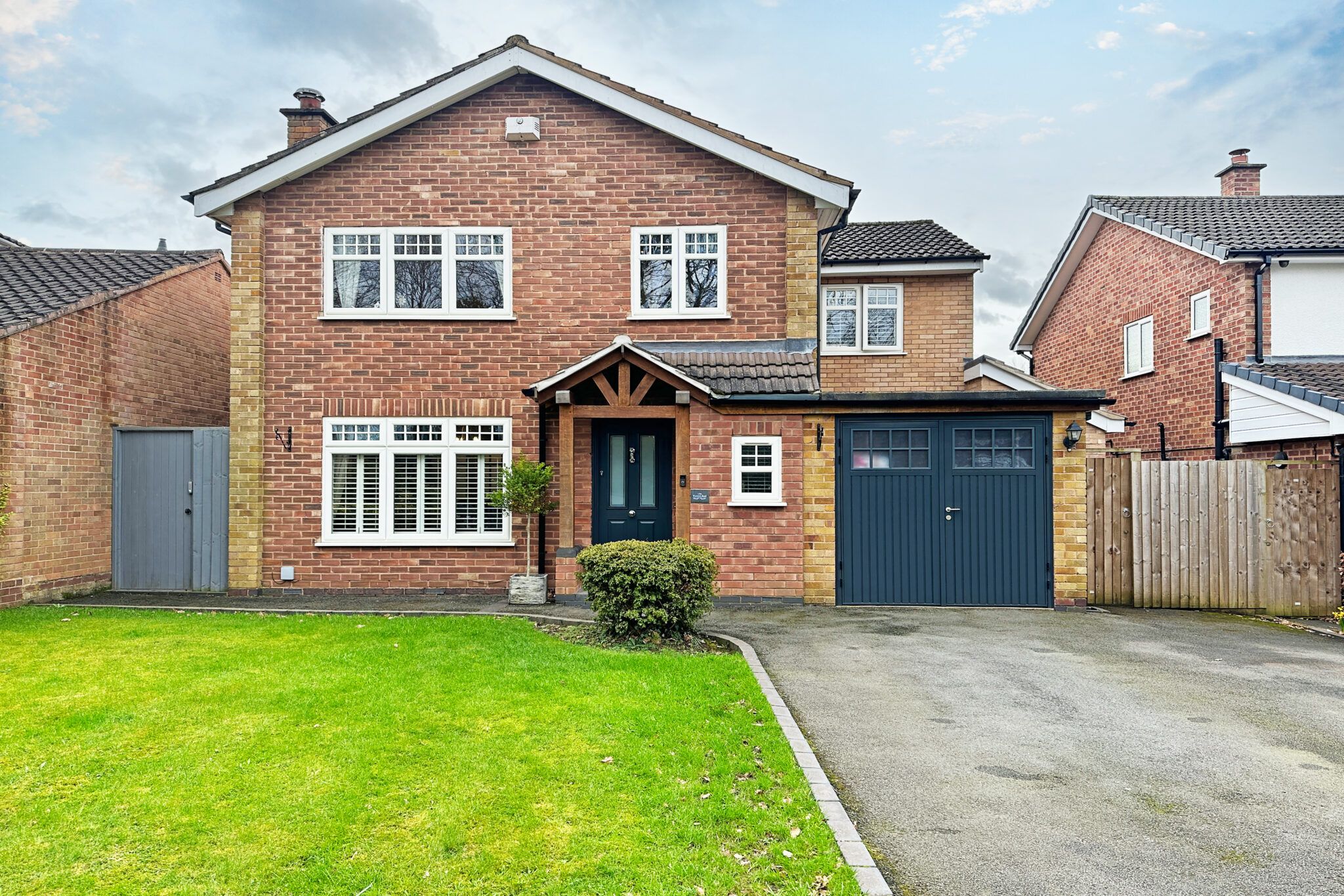 Warwick Road, Knowle, Solihull, Solihull, B93 9LE