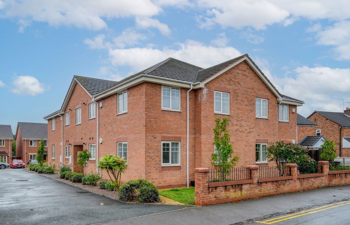 Osier Close, Bromsgrove, B61 8AZ