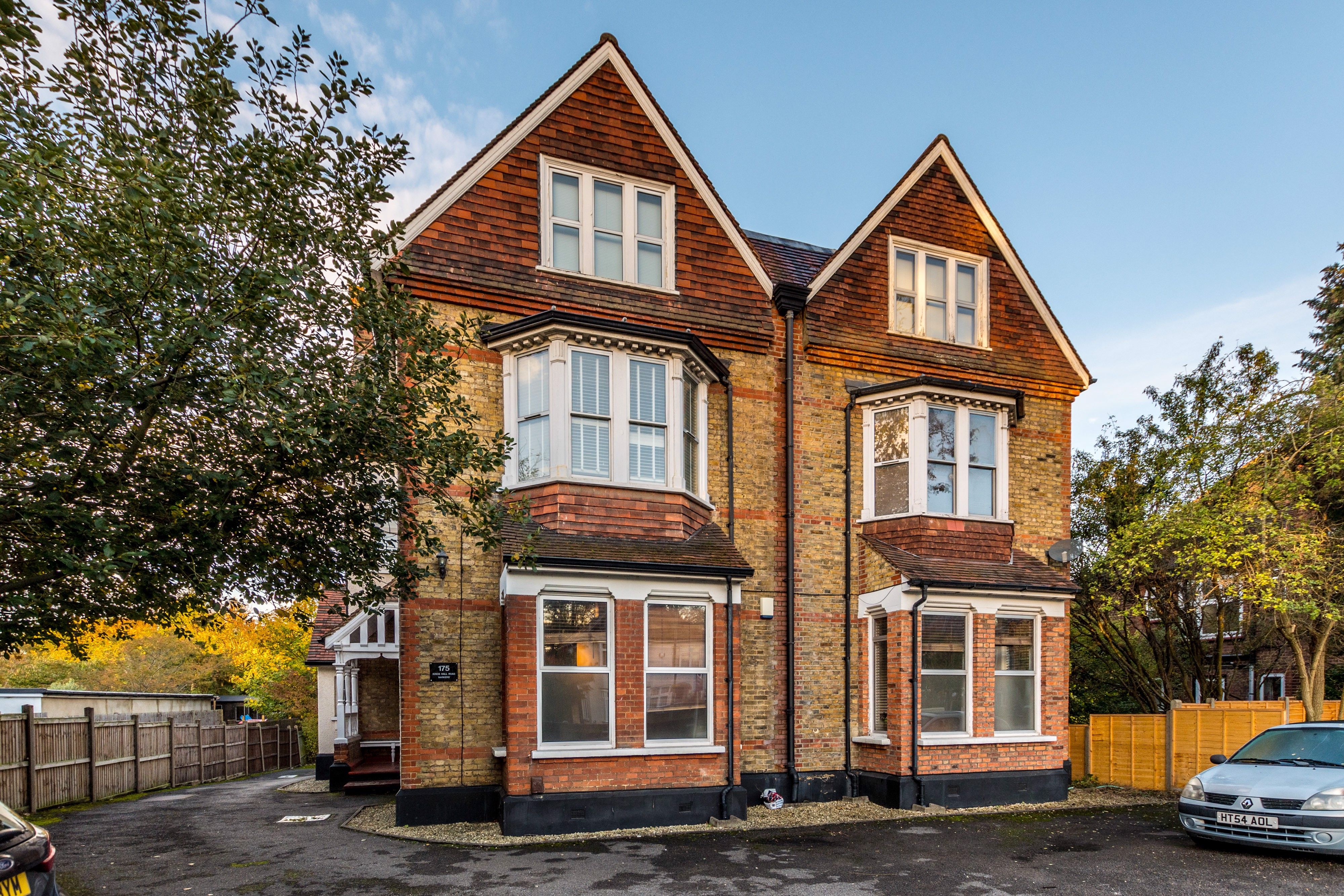 Flat 2, 175 Kings Hall Road, Beckenham, BR3 1LL