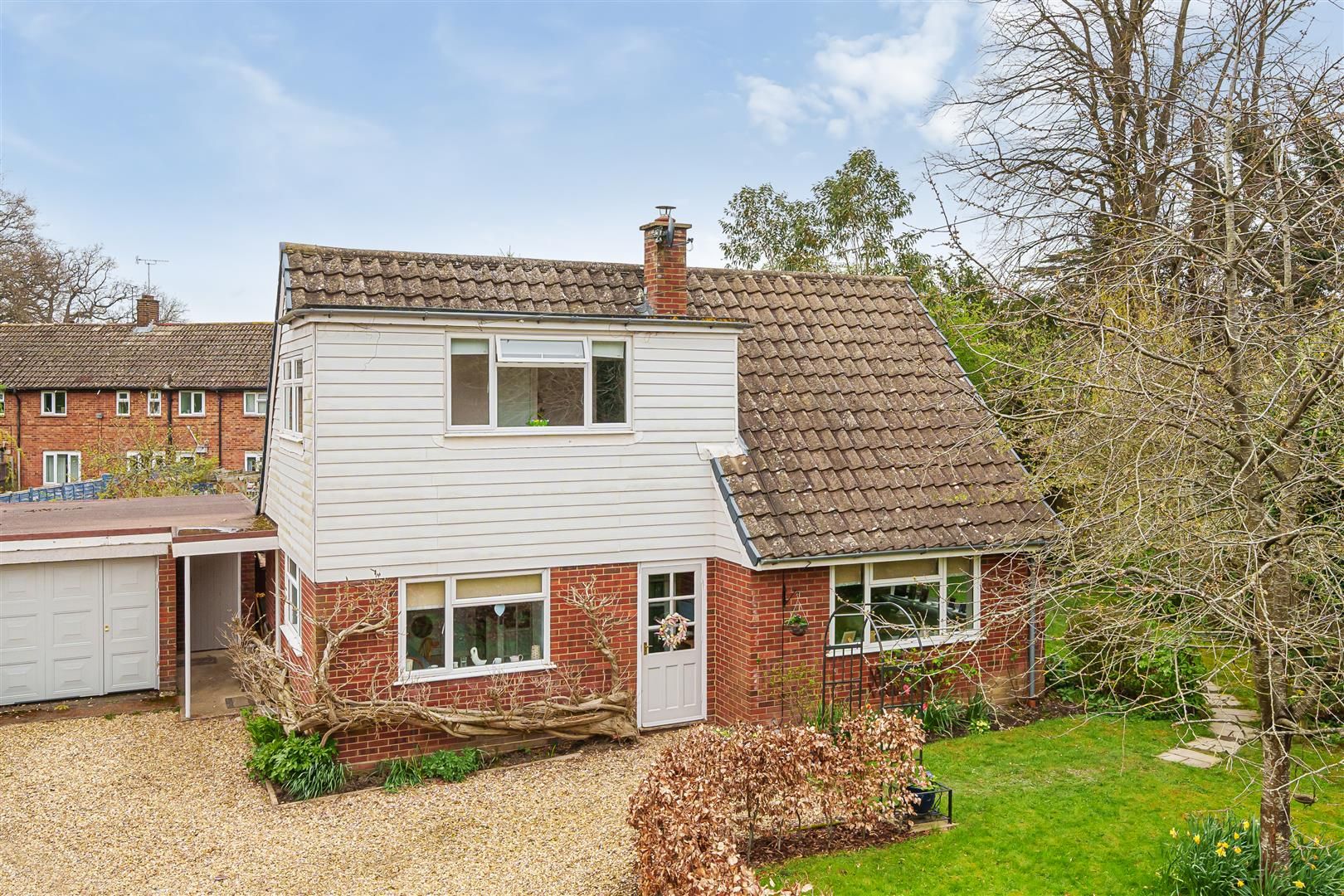 Pluckley Road, Smarden, Ashford, Kent, TN27 8ND