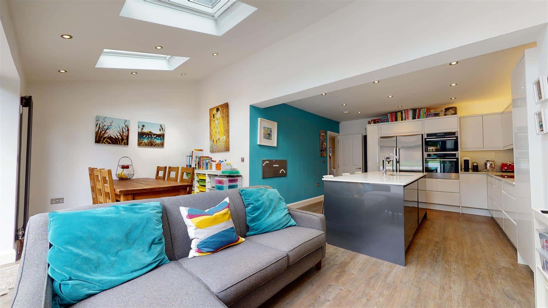 4 bed semidetached house for sale in Dene Road, Buckhurst Hill