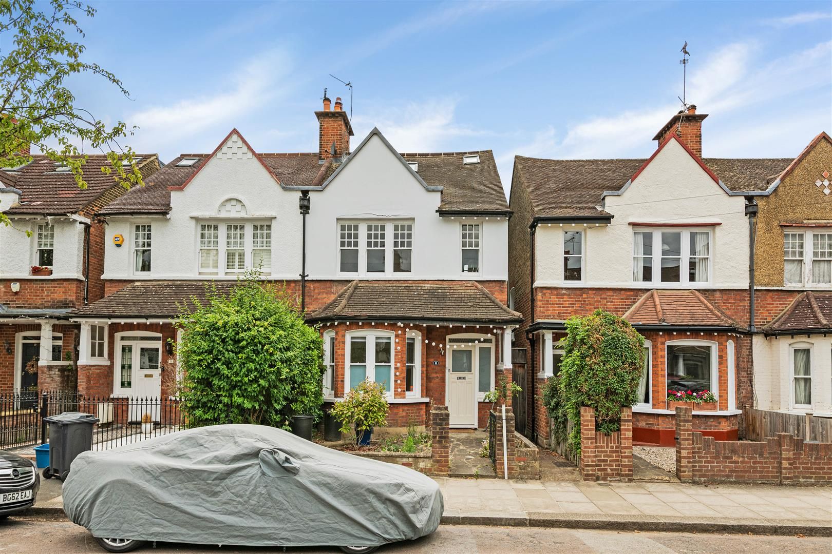 Graemesdyke Avenue, London, SW14 7BJ