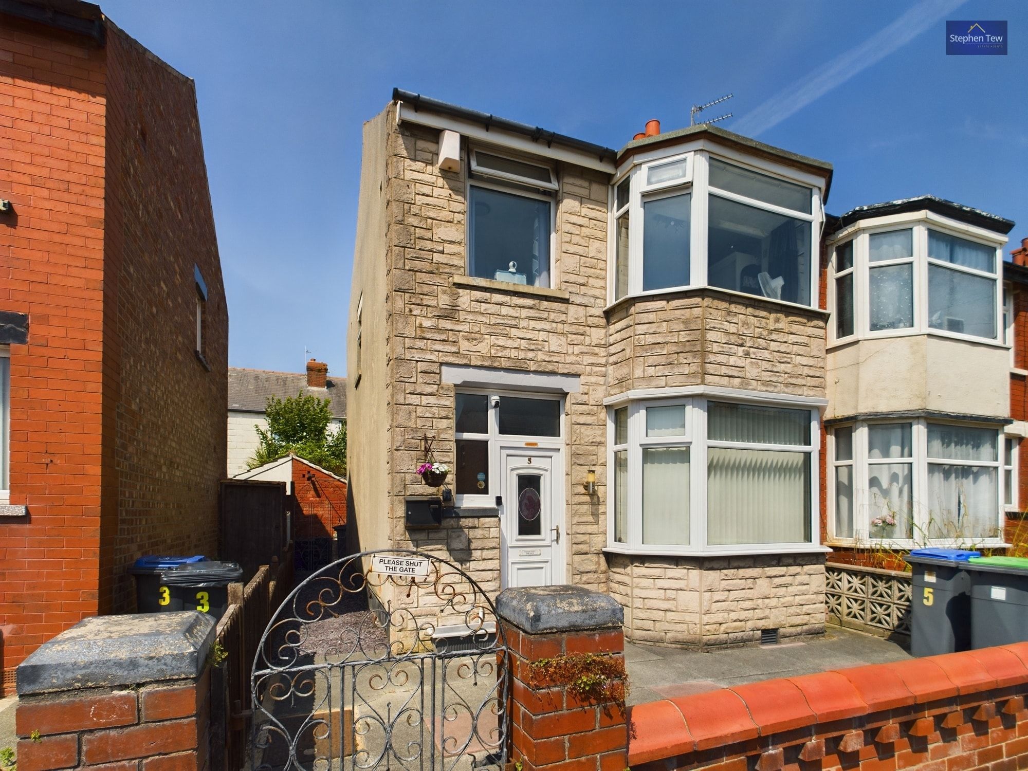 Finsbury Avenue, Blackpool, Blackpool, FY1 6QN