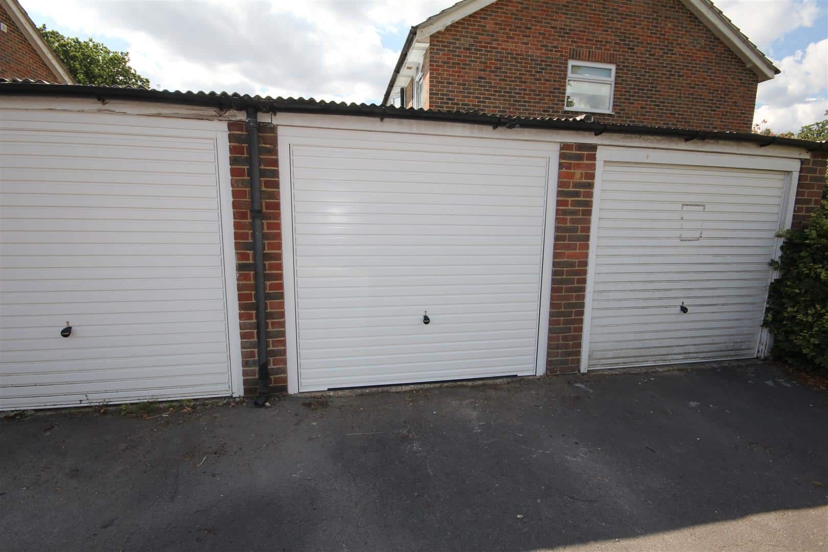 Garage, Fieldway, Lindfield