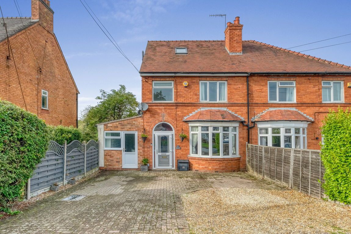 Golden Cross Lane, Catshill, Bromsgrove, B61 0LG