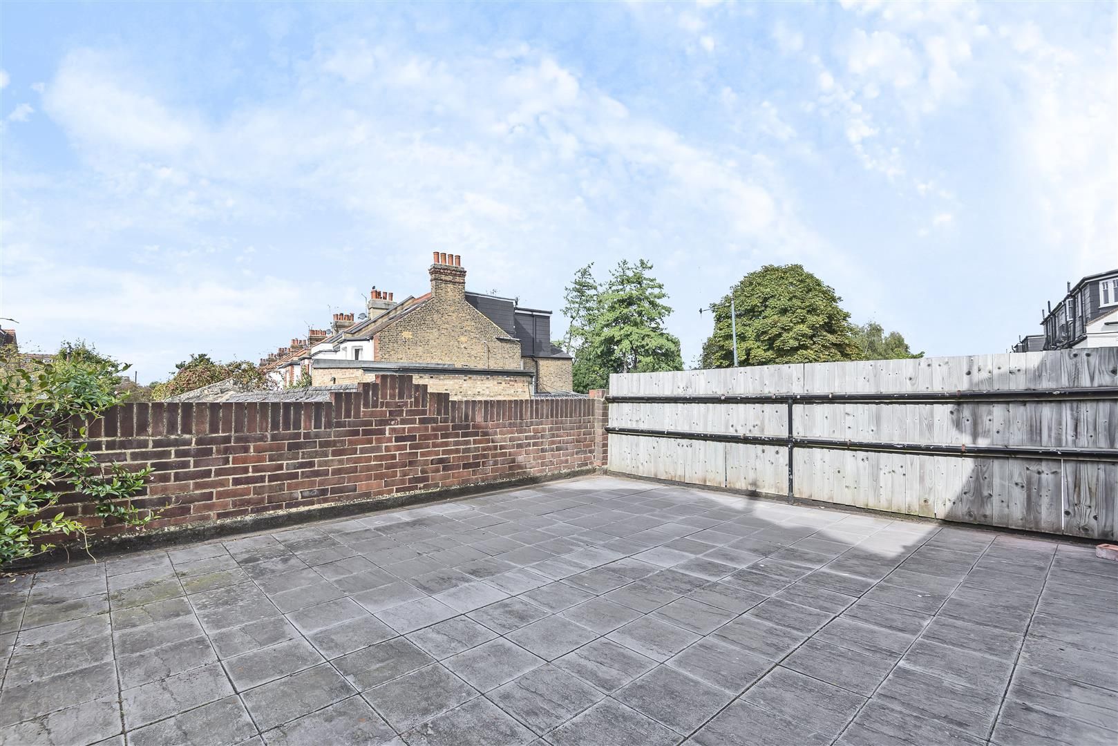 1 bed flat to rent in Fitzgerald Avenue, East Sheen, SW14 James Anderson