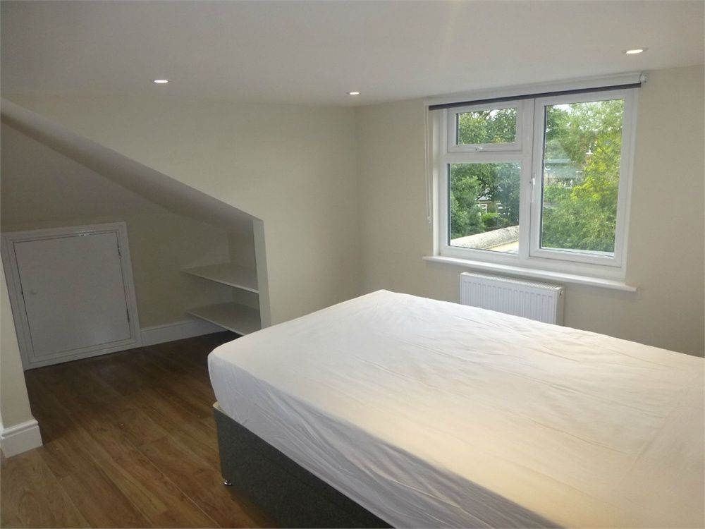 Mattock Lane, Ealing, London, W13 9LJ