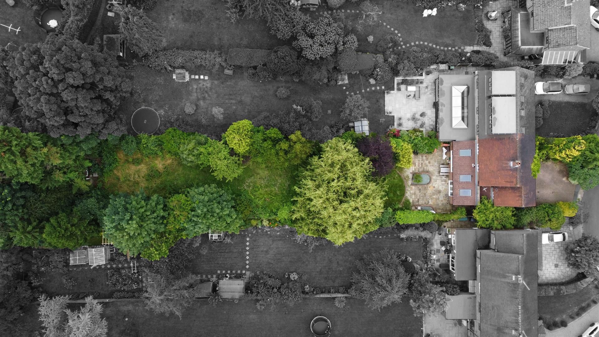 4 bed semidetached house for sale in Wellfields, Loughton Elliott