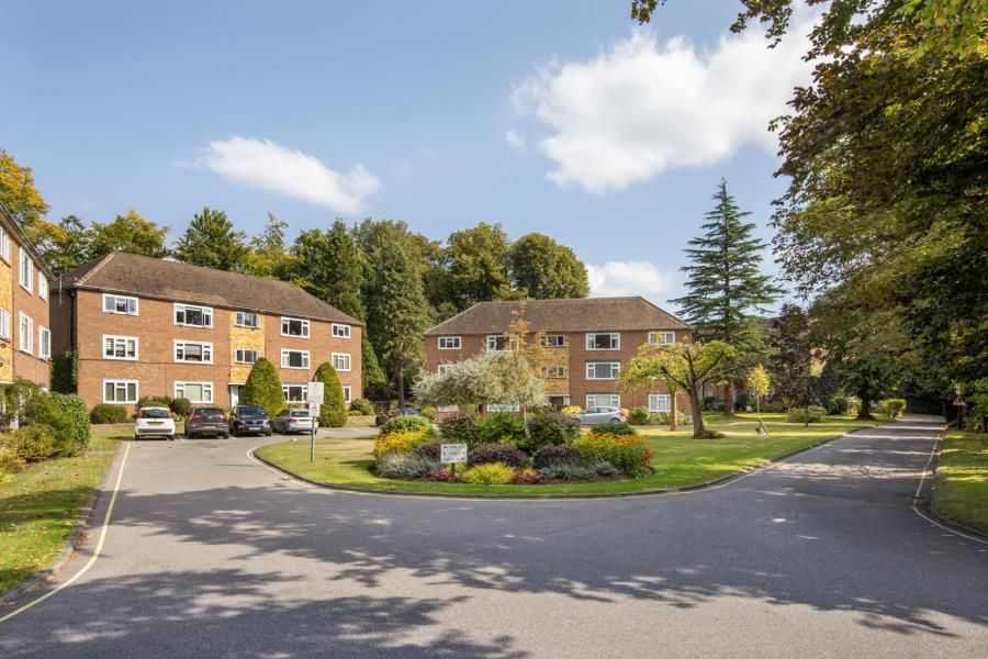 Trotsworth Court, Virginia Water, Surrey, GU25 4AQ