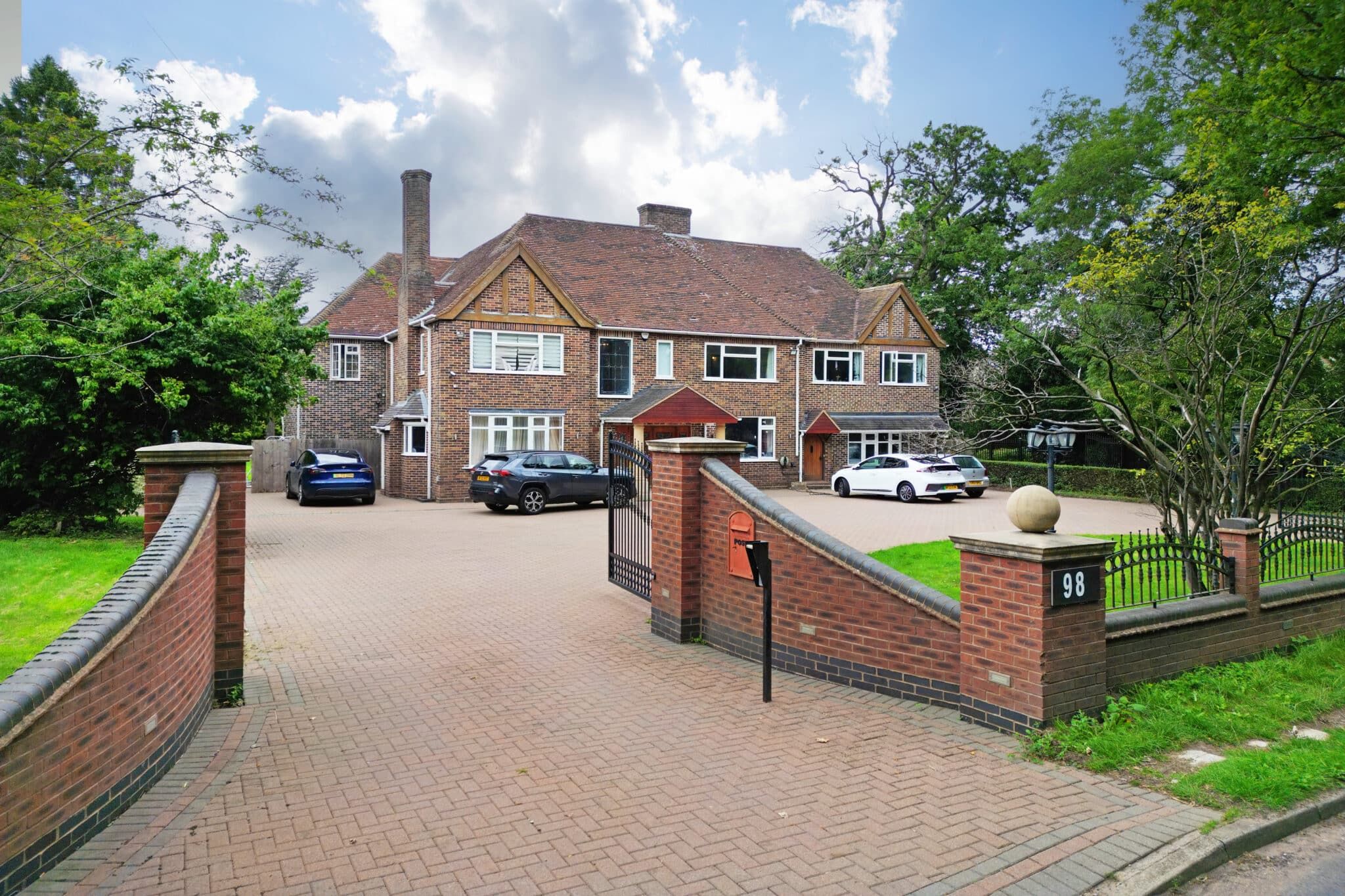 Lady Byron Lane, Knowle, Solihull, Solihull, B93 9BA