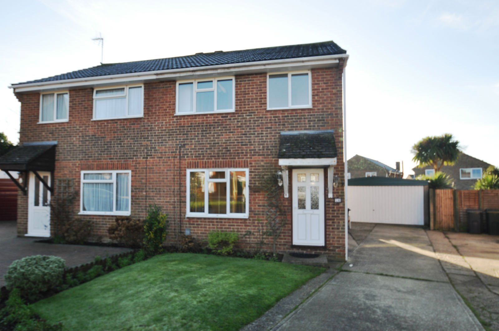 Cowdrey Close, Willesborough, Ashford, Ashford, TN24 0UB