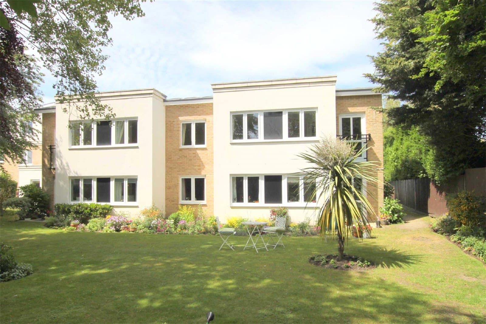 Wortley Road, Highcliffe, Christchurch, Dorset, BH23 5GJ