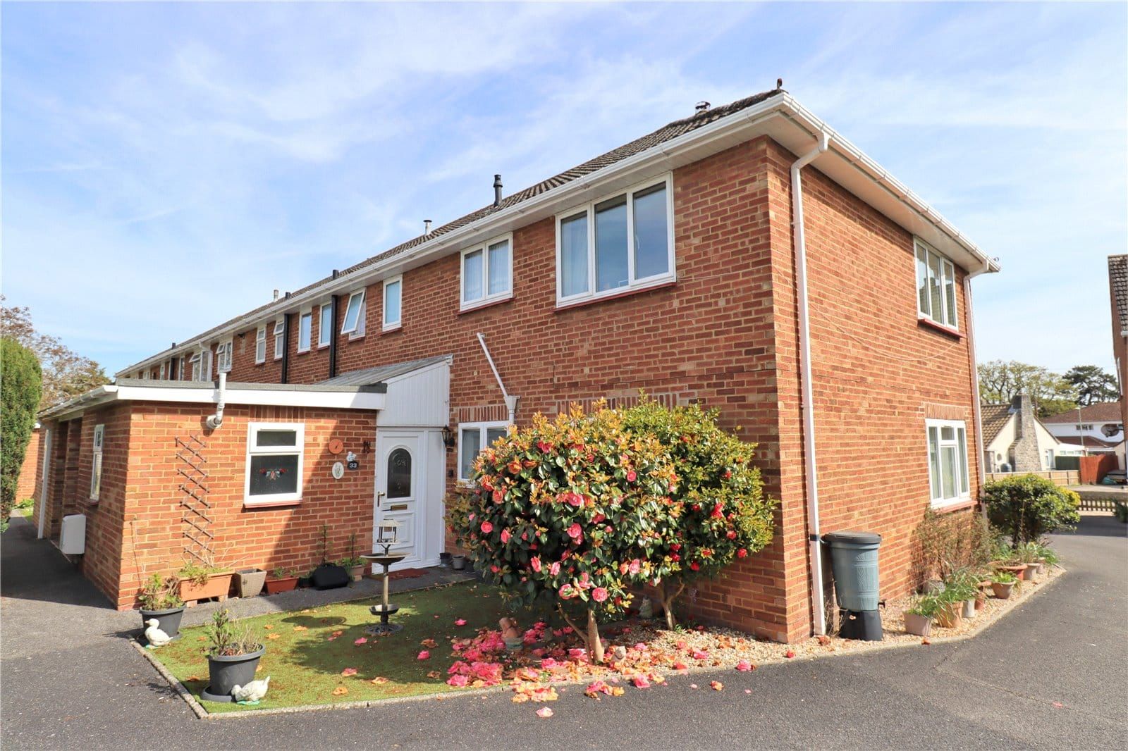 Bouverie Close, Barton On Sea, Hampshire, BH25 7HB