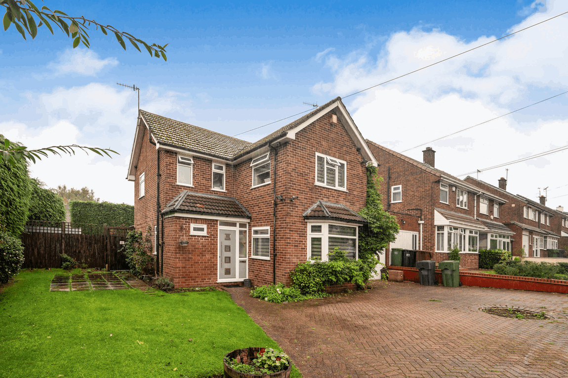 Cottage Drive, Marlbrook, Bromsgrove, B60 1DN