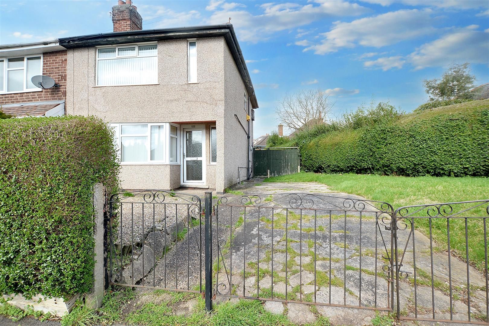 Bramcote Avenue, Chilwell, Nottingham, NG9 4EY