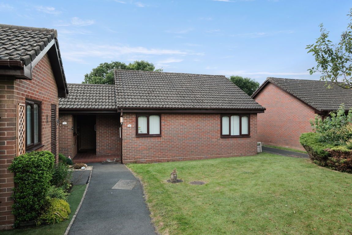 Stonehouse Close, Headless Cross, Redditch, B97 4LF