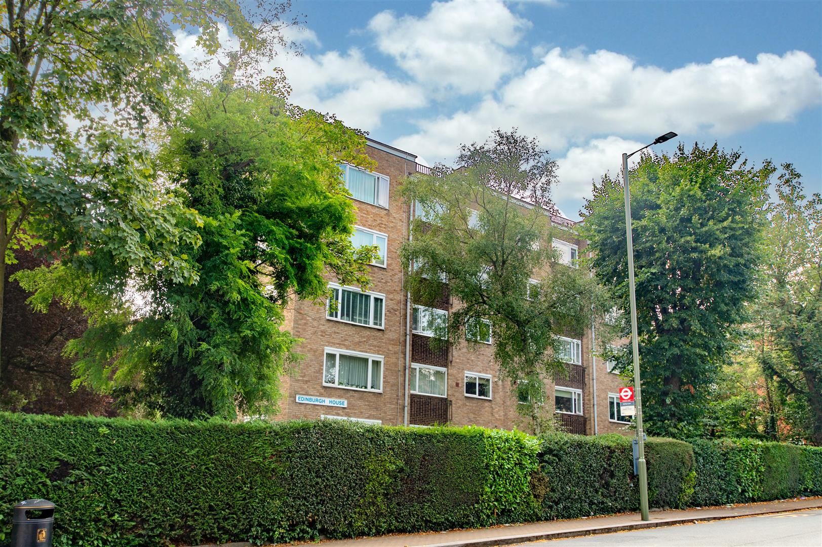 Tenterden Grove, Hendon, London, NW4 1TL