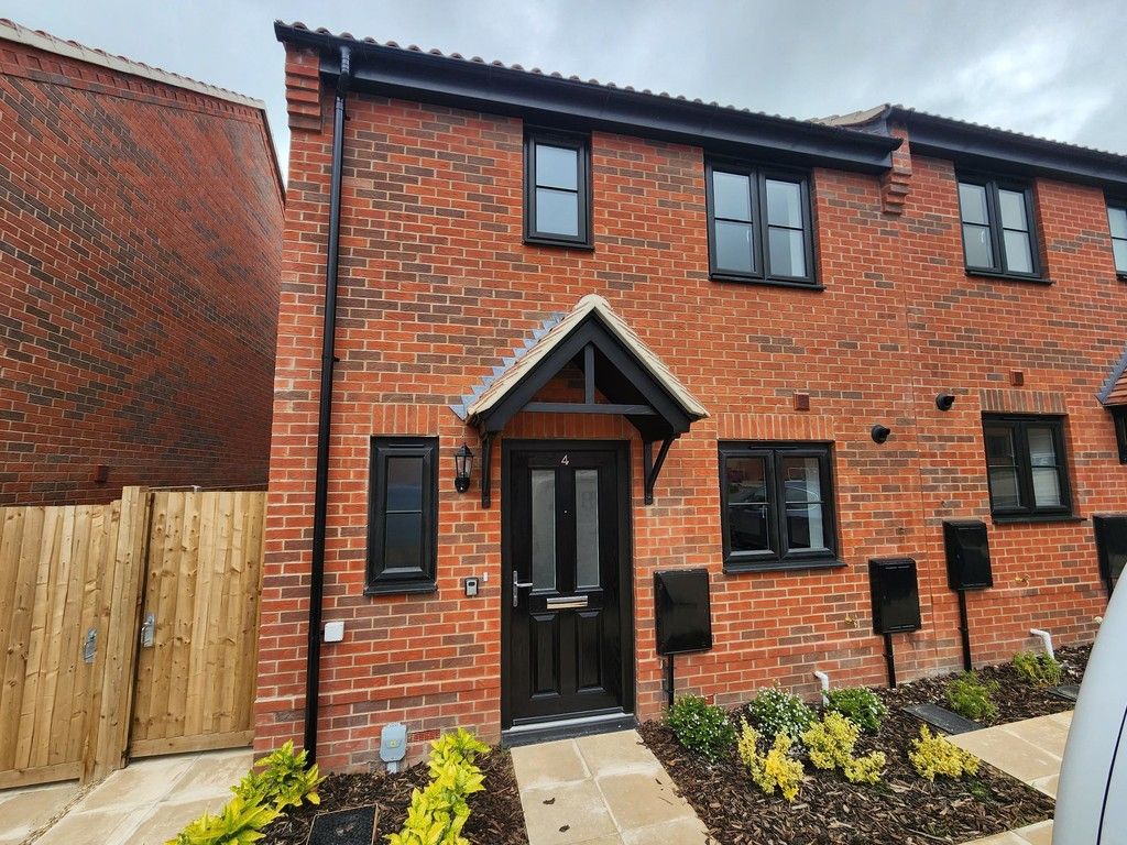 Longcroft Place, Hadleigh, Ipswich, Suffolk, IP7 6LA