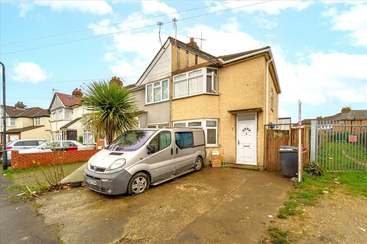 Salt Hill Way, Slough, Berkshire, SL1 2QG