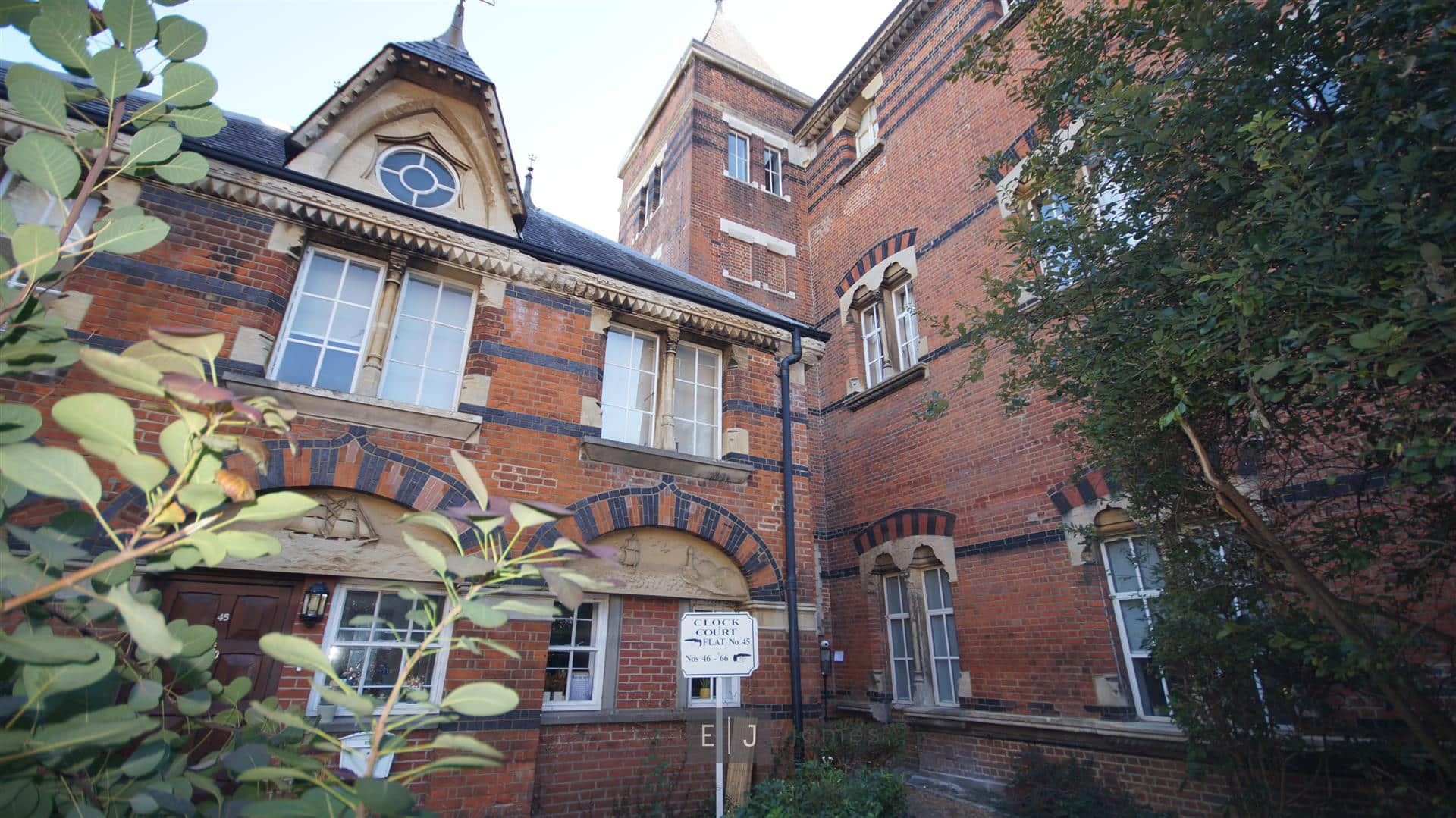 Clock Court, Wanstead