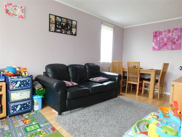 Chartwell Close, Greenford, London, Middlesex, UB6 8LP