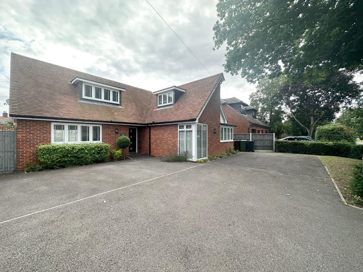 3 bed detached house to rent in Oak Lane, Headcorn Simon Miller & Company