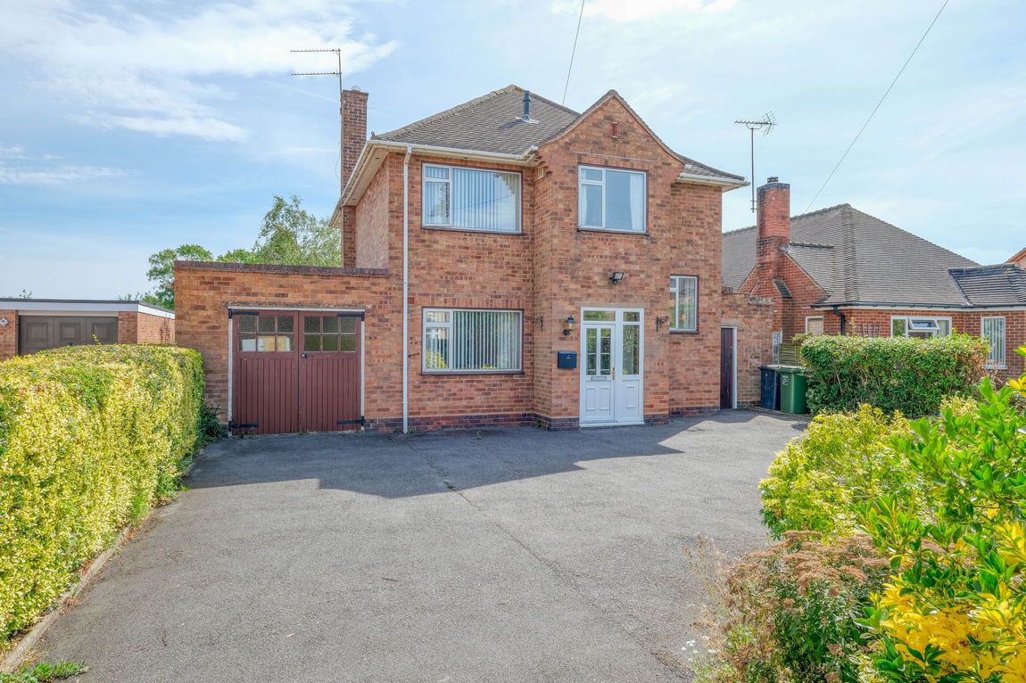 Evesham Road, Astwood Bank, Redditch, B96 6AY