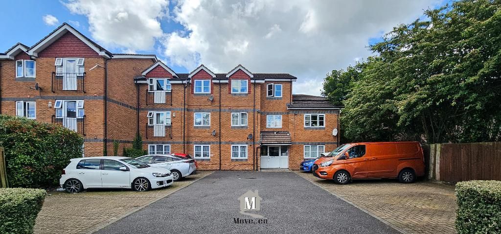 Rokesby Road, Slough, Buckinghamshire, SL2 2ED