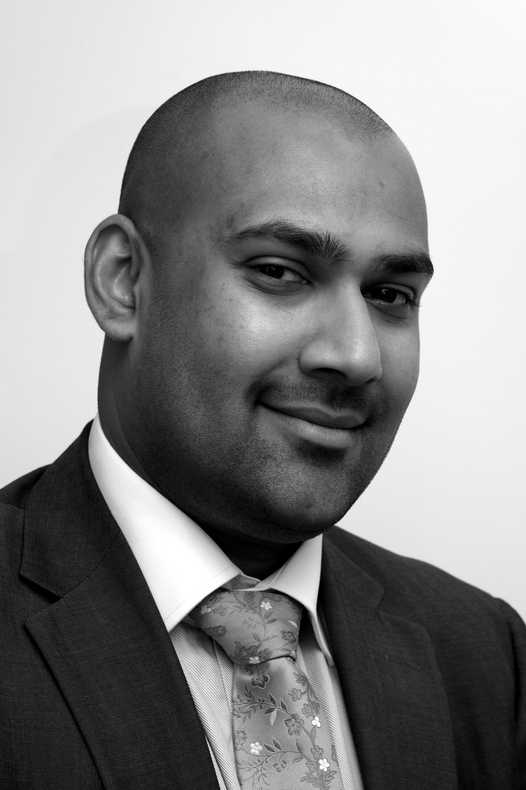 Neil Shah (BA) Hons MNAEA