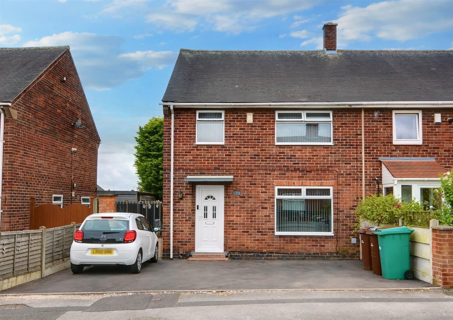 Stevenholme Crescent, Bestwood Park, Nottingham, NG5 5JW