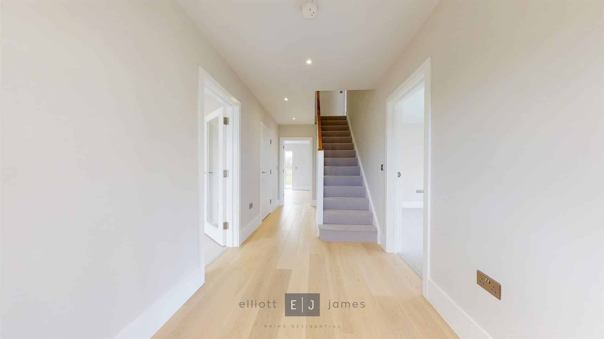 5 bed detached house for sale in Meadowcroft Gardens, High Beech