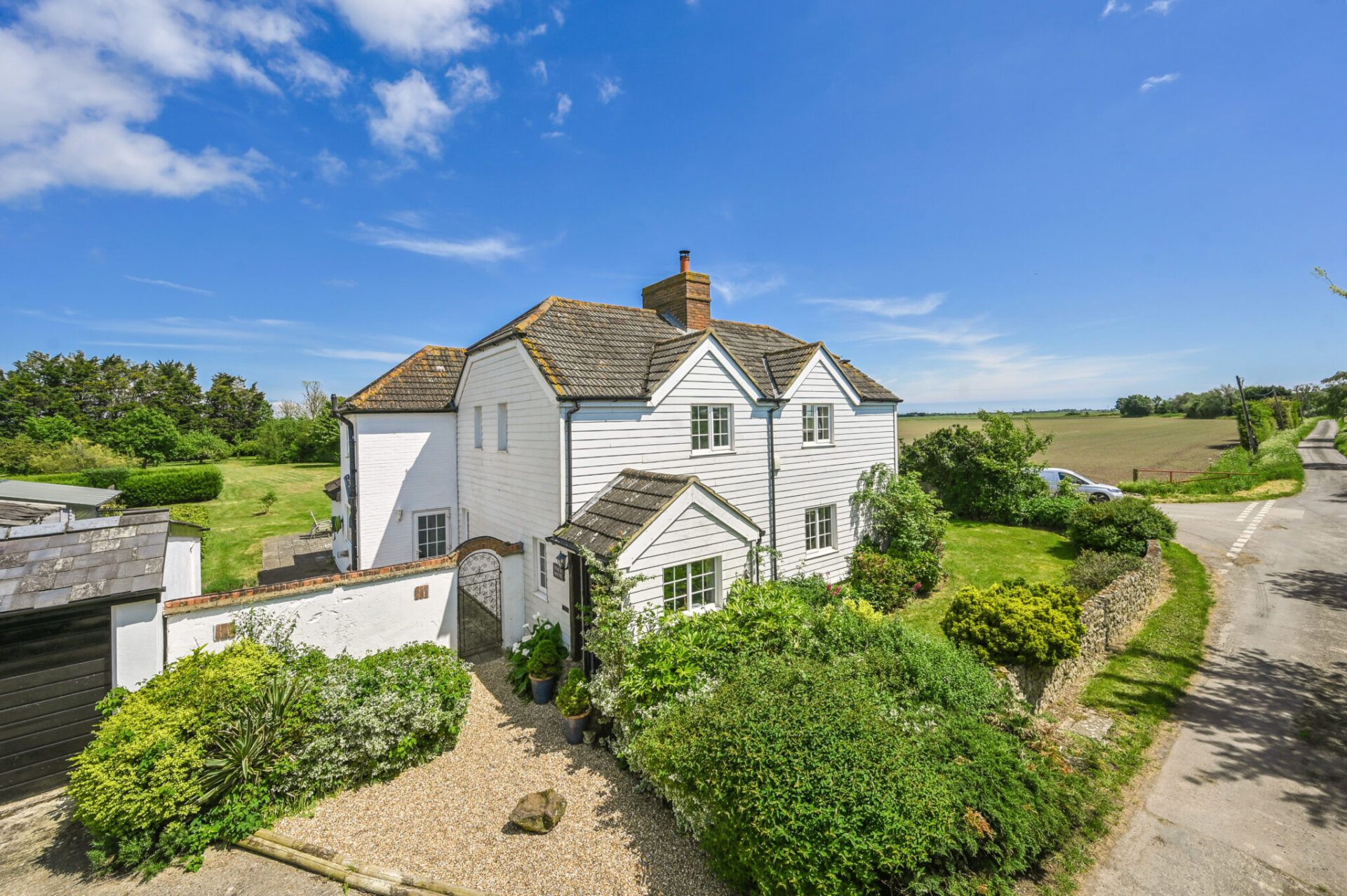 Finch House Gammons Farm Lane, Newchurch, Romney Marsh, Romney Marsh, TN29 0ED