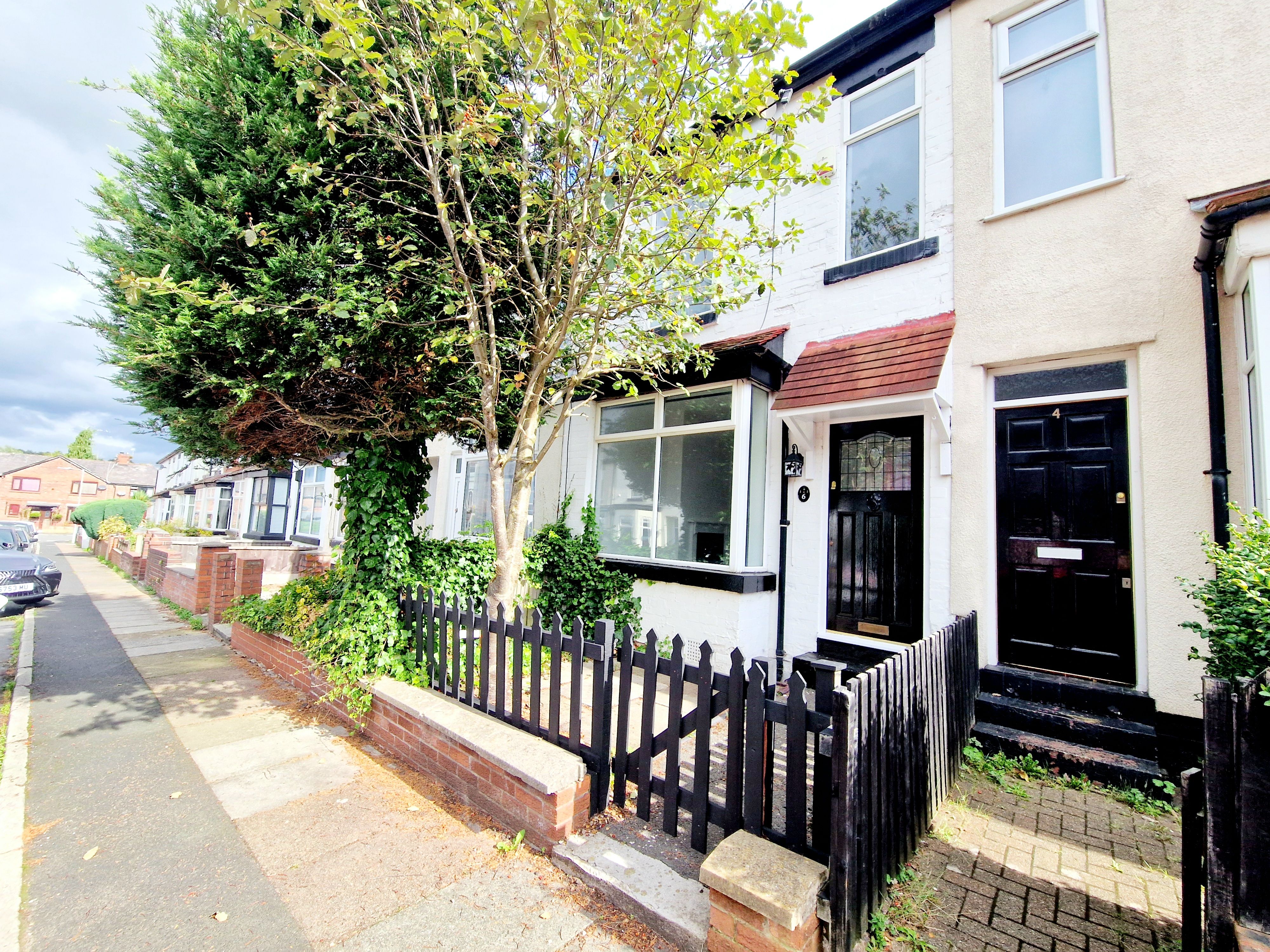 Princess Road, Prestwich, M25