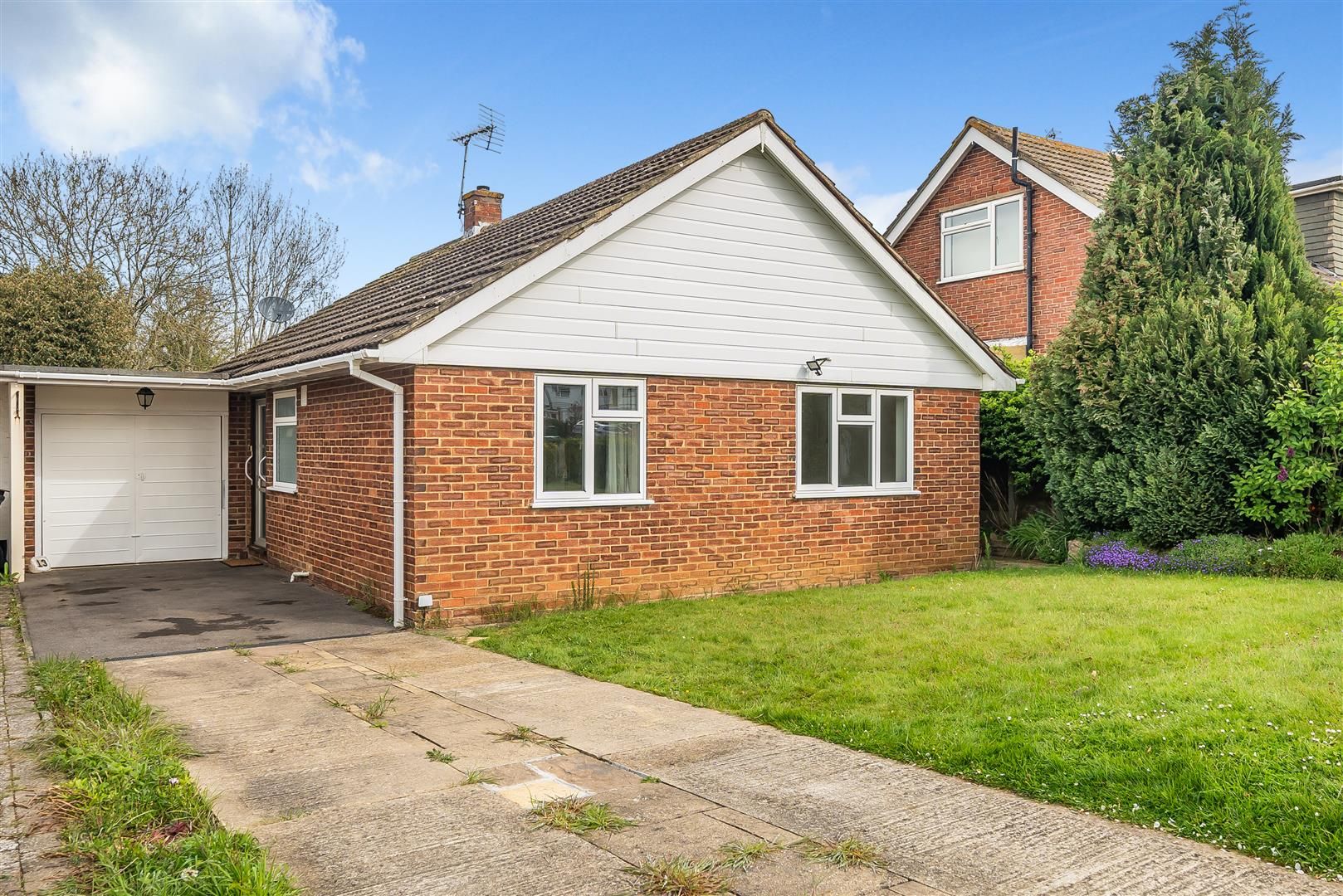 Aldington Road, Bearsted, Maidstone, ME14 4AN