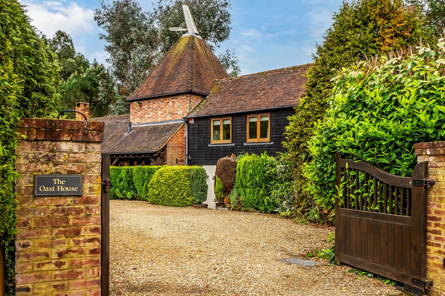 Newchapel Road, Lingfield, Surrey