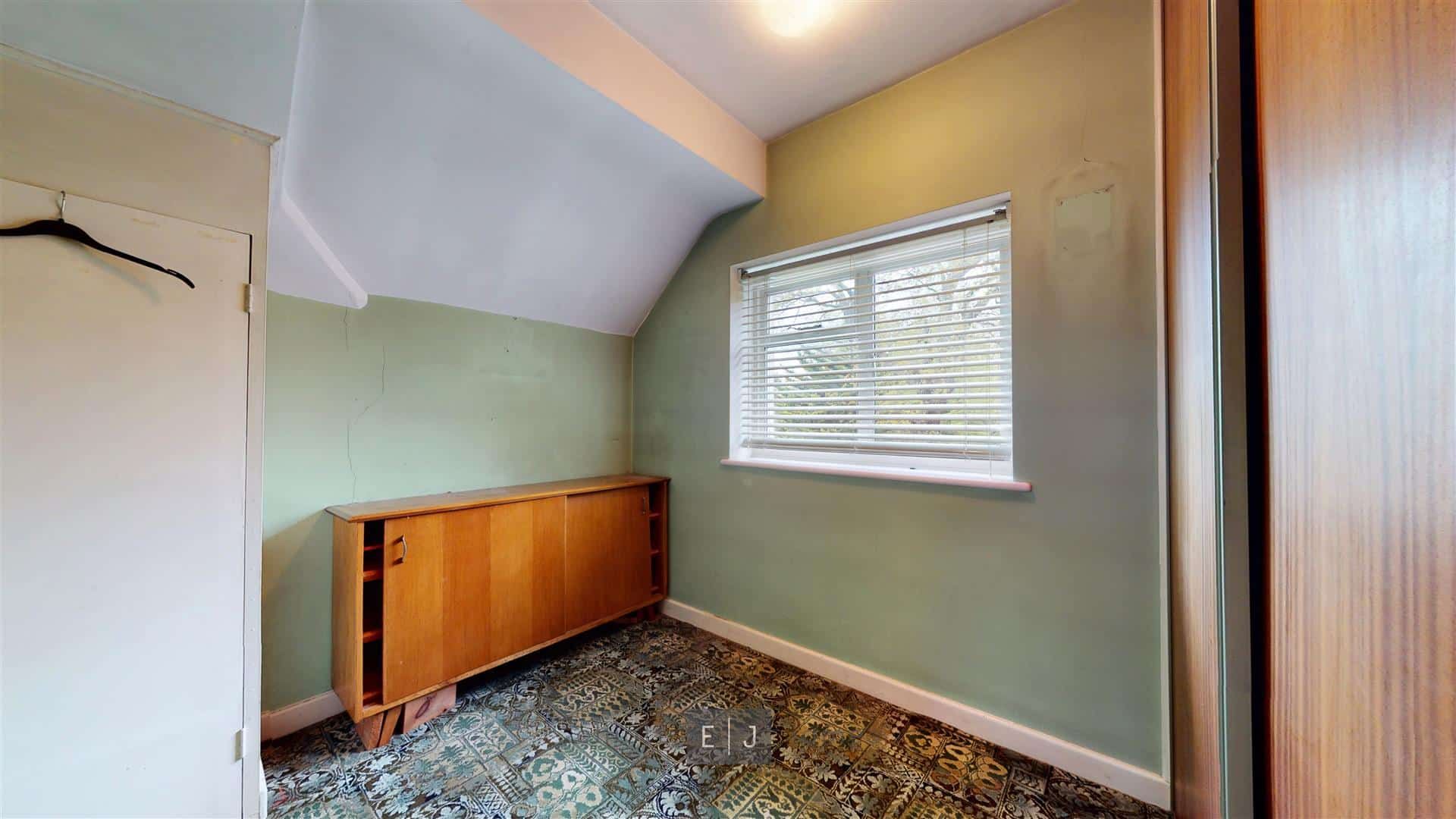 5 bed detached house for sale in Whitehall Lane, Buckhurst Hill