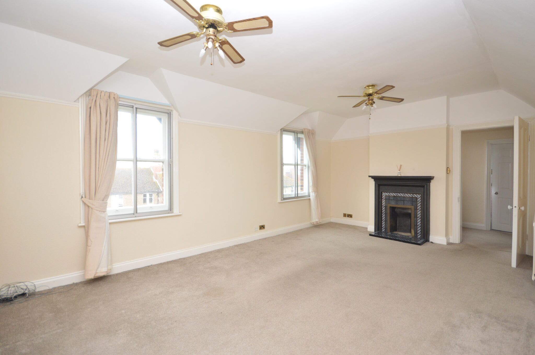 Flat C, 162 Sandgate Road, Folkestone, Folkestone, CT20 2LH