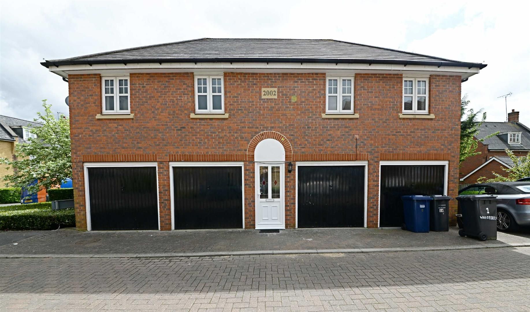 Woodberry Close, Mill Hill, London, NW7 1GD