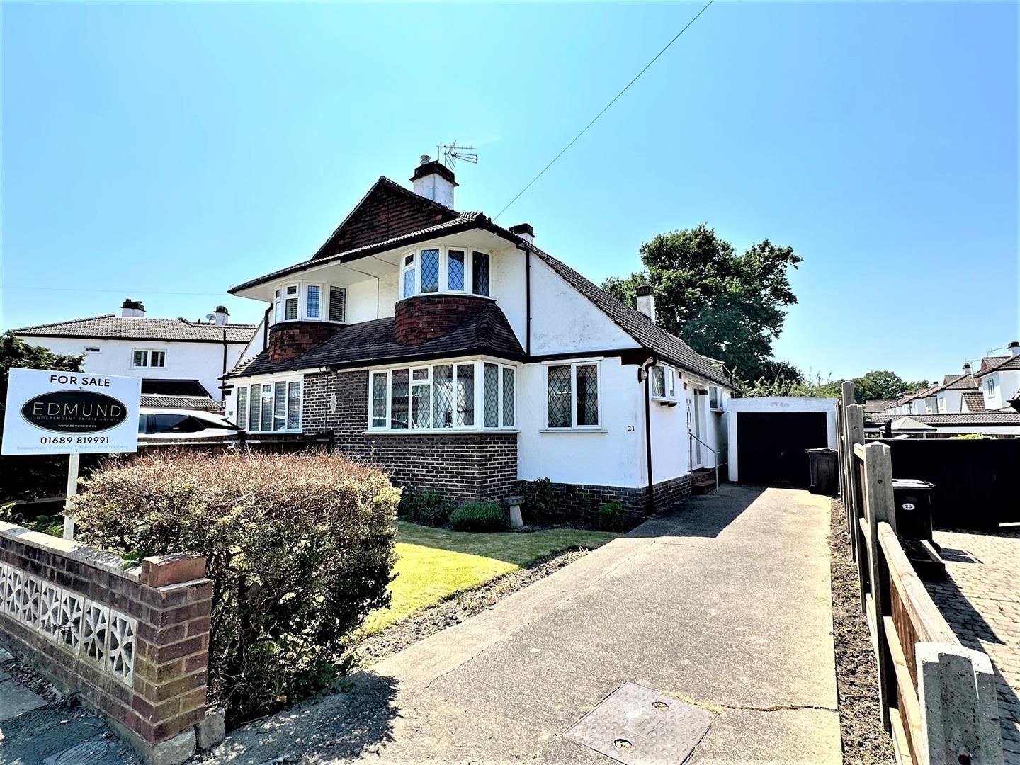 Willett Way, Petts Wood East, Kent, BR5 1QB