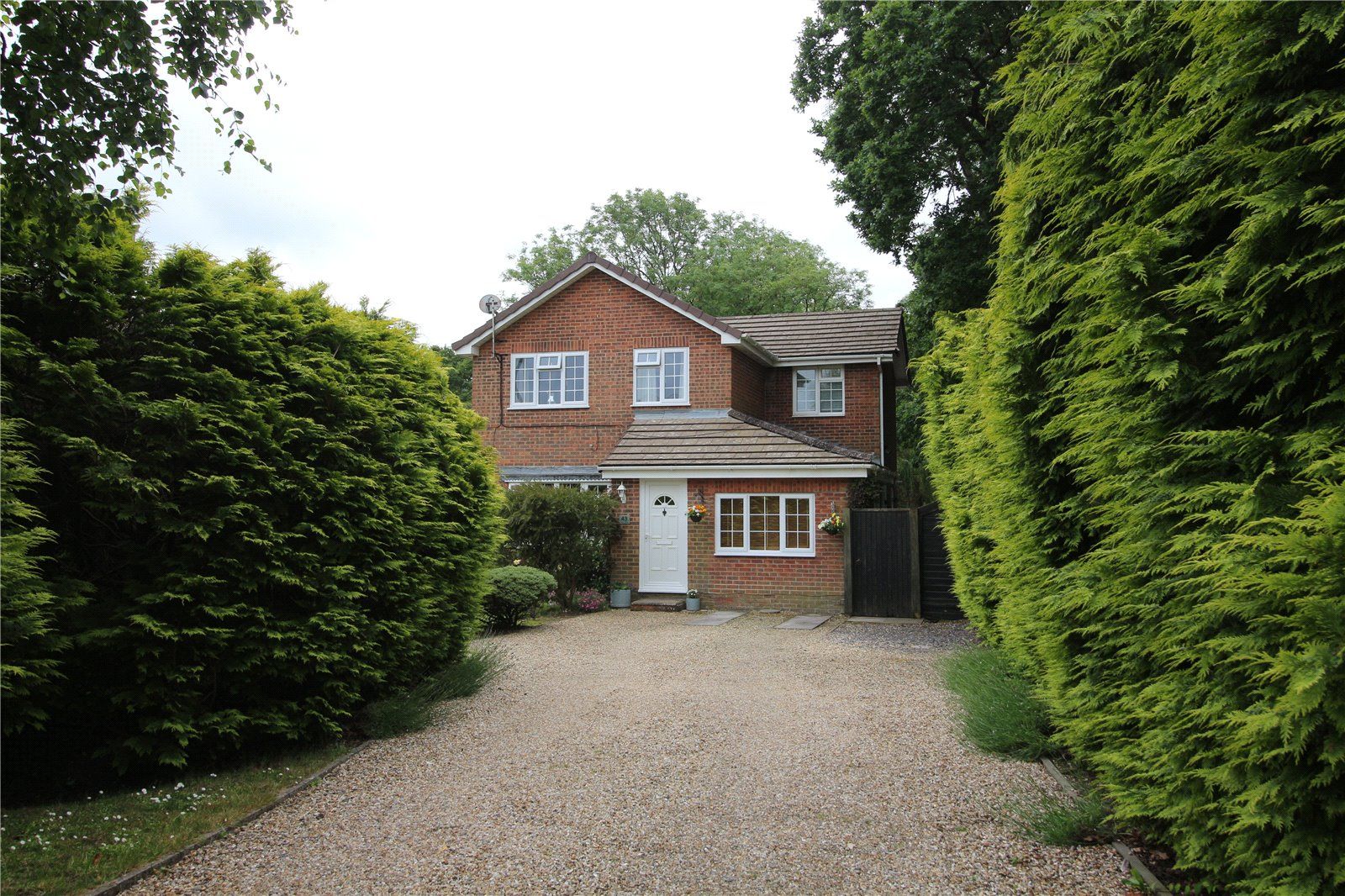 Acacia Road, Hordle, Hampshire, SO41 0YG