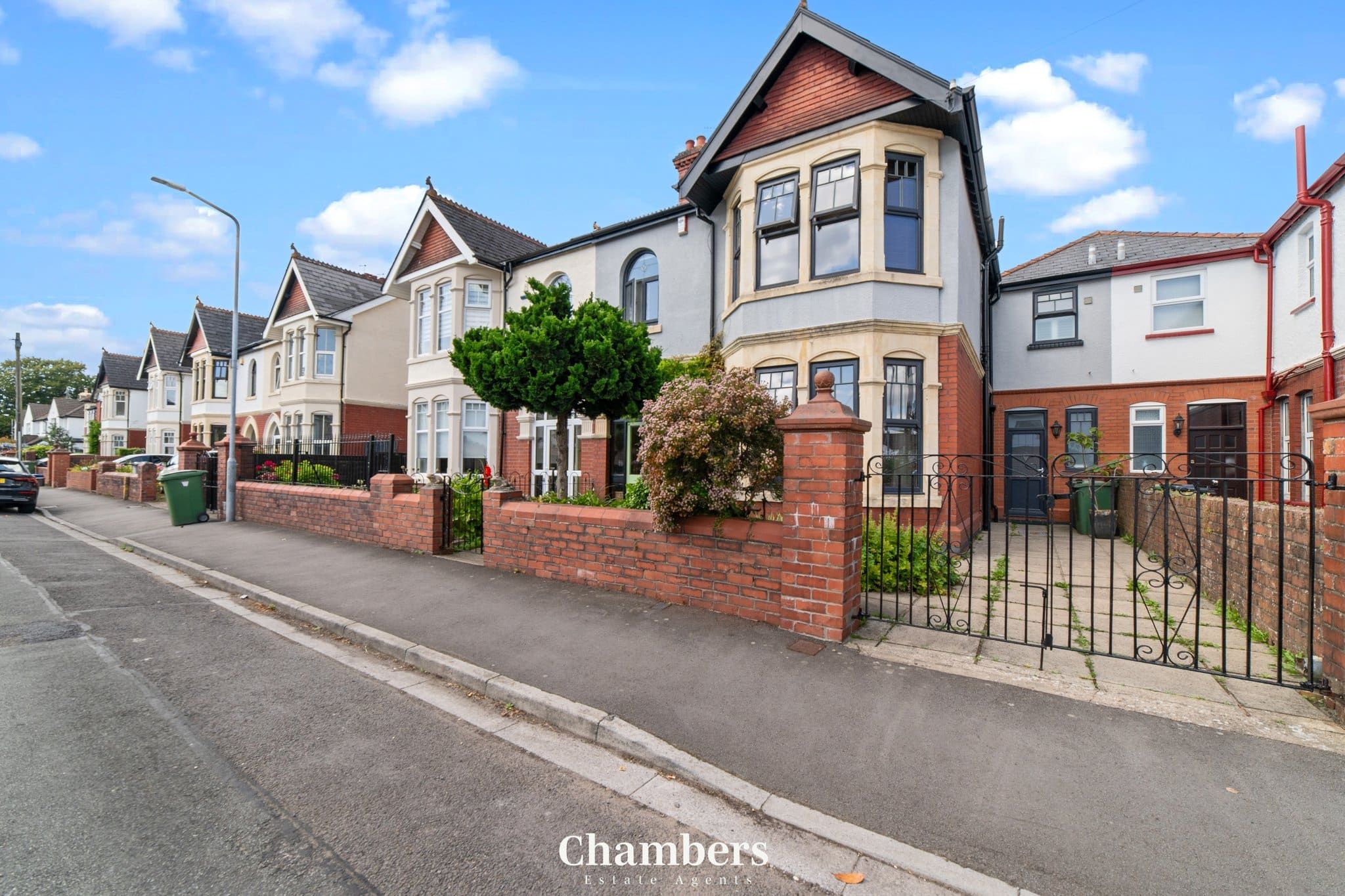 Bishops Road, Whitchurch, Cardiff, South Glamorgan, CF14 1LY