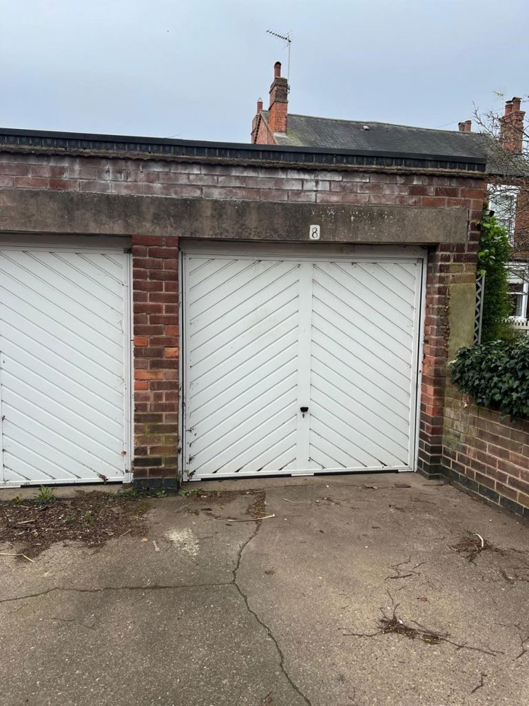 Garage 5 Park Road, Chilwell, Nottingham, NG9 4DA