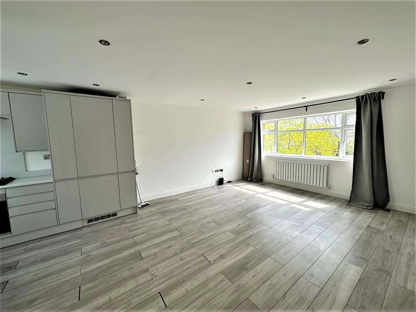 1 bed flat to rent in Lakeswood Road, Petts Wood Edmund Estate Agents