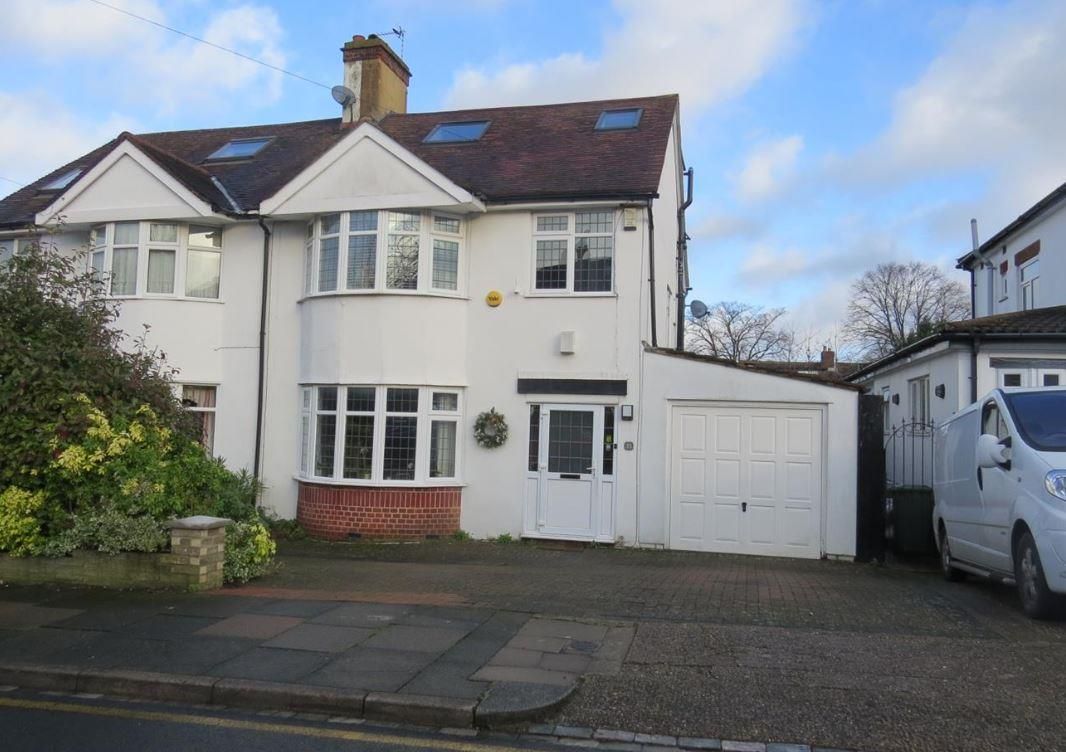 Felstead Road, Orpington, Kent, BR6 9AA