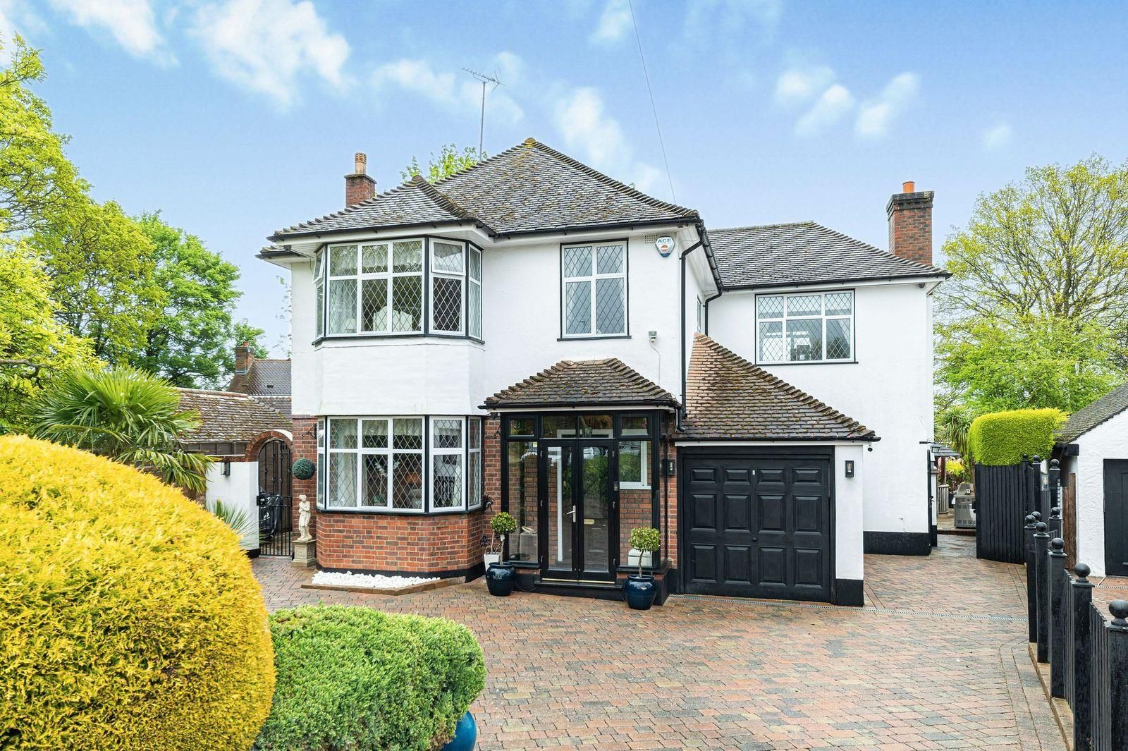 Melbourne Close, Orpington, Kent, BR6 0BJ