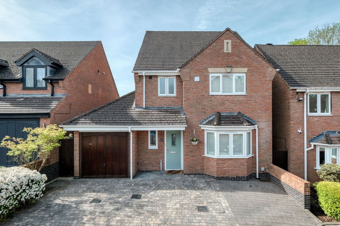 Kenneth Vincent Close, Crabbs Cross, Redditch, B97 5TZ