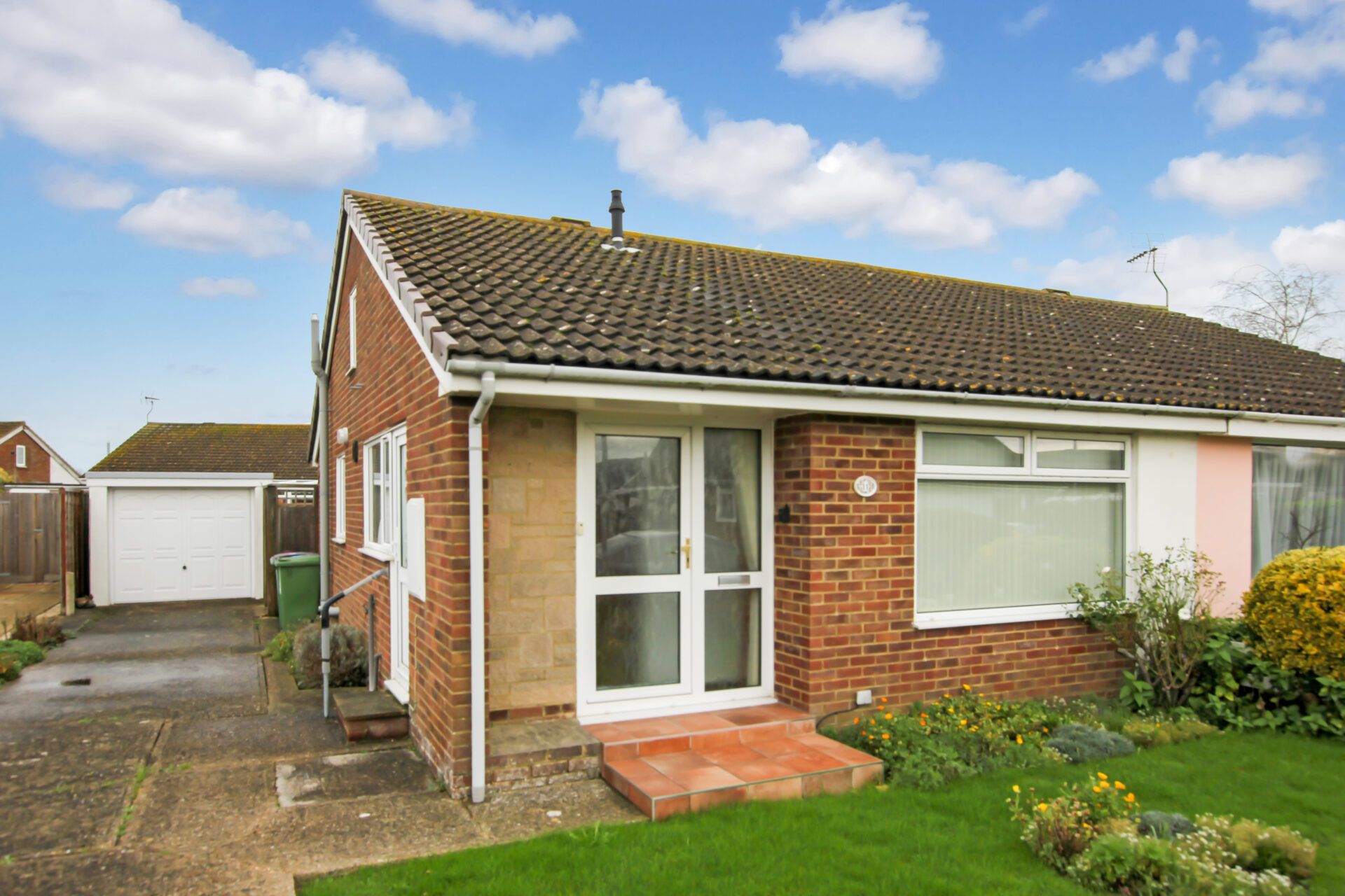 Aspen Close, St. Marys Bay, Romney Marsh, Romney Marsh, TN29 0XA